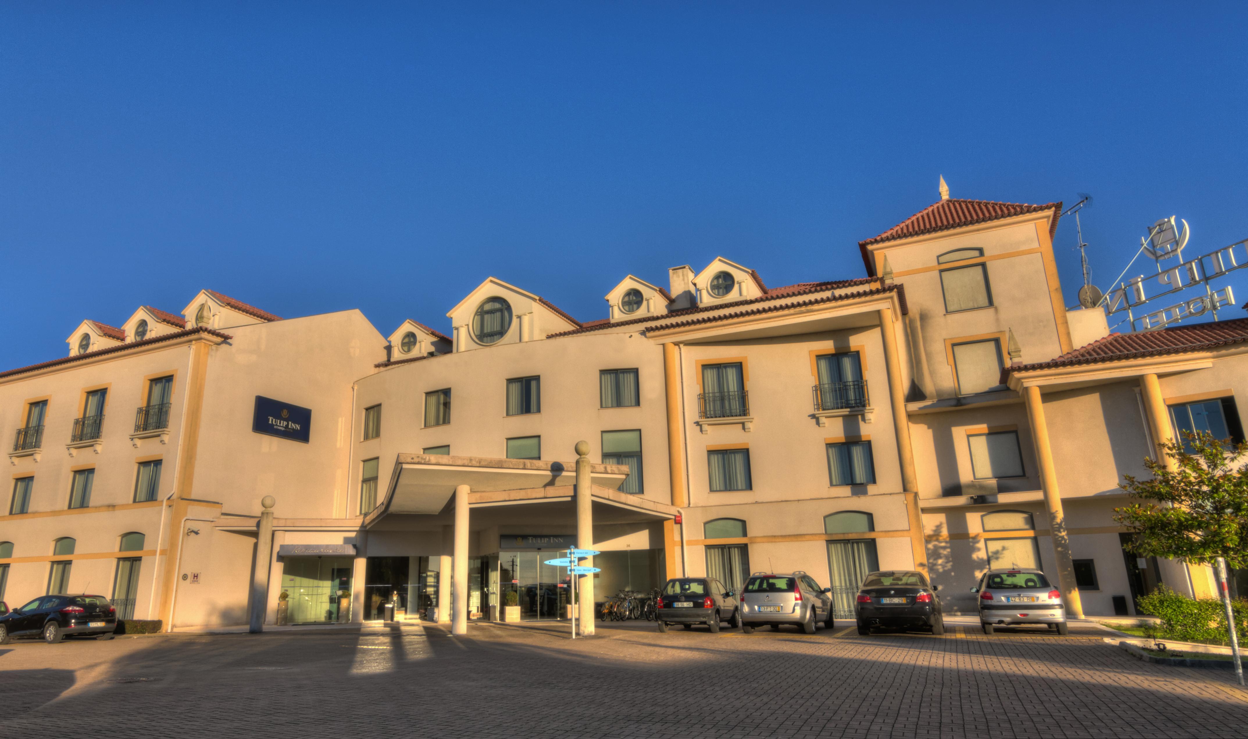 Lam Hotel Estarreja Eksteriør billede