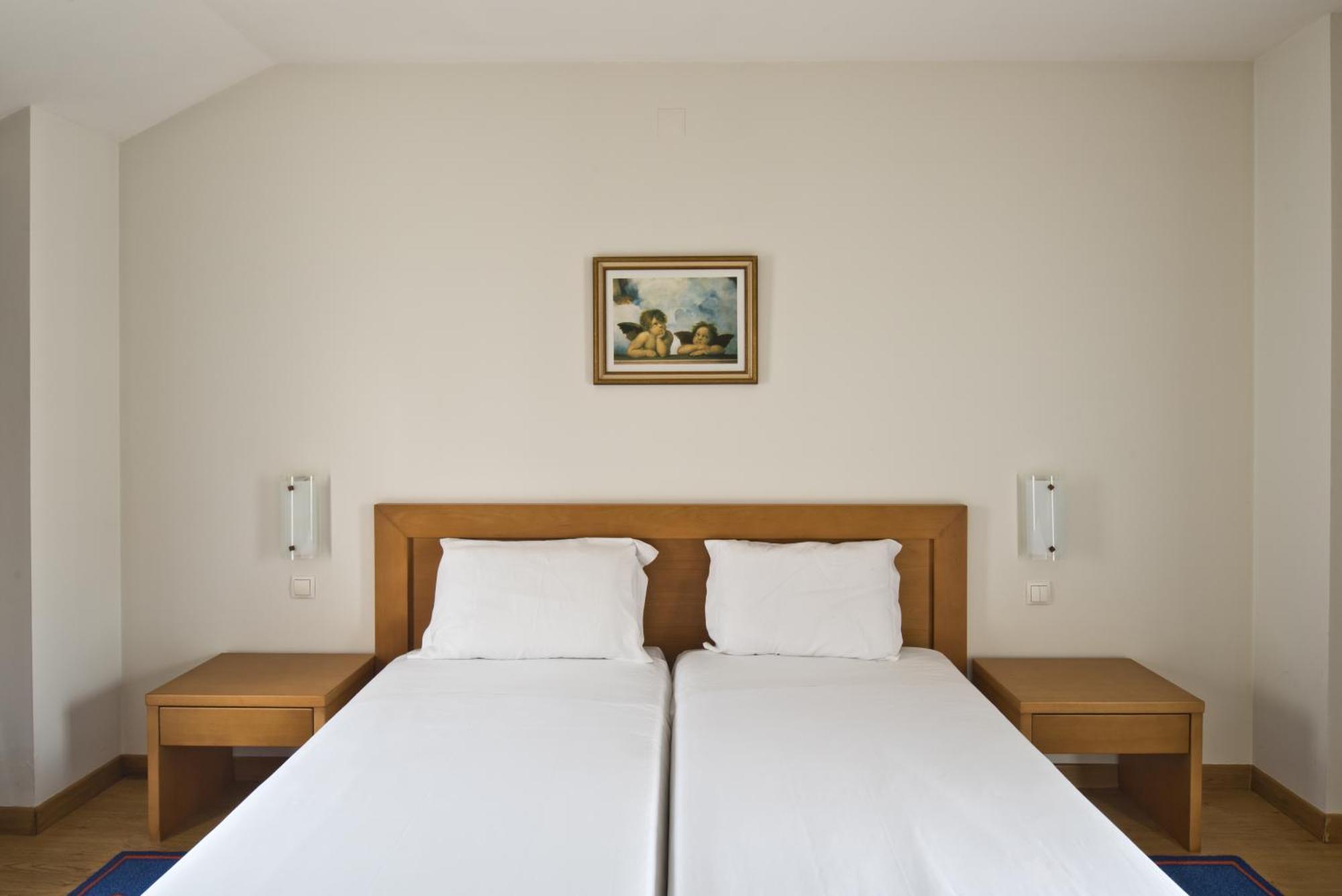 Lam Hotel Estarreja Eksteriør billede
