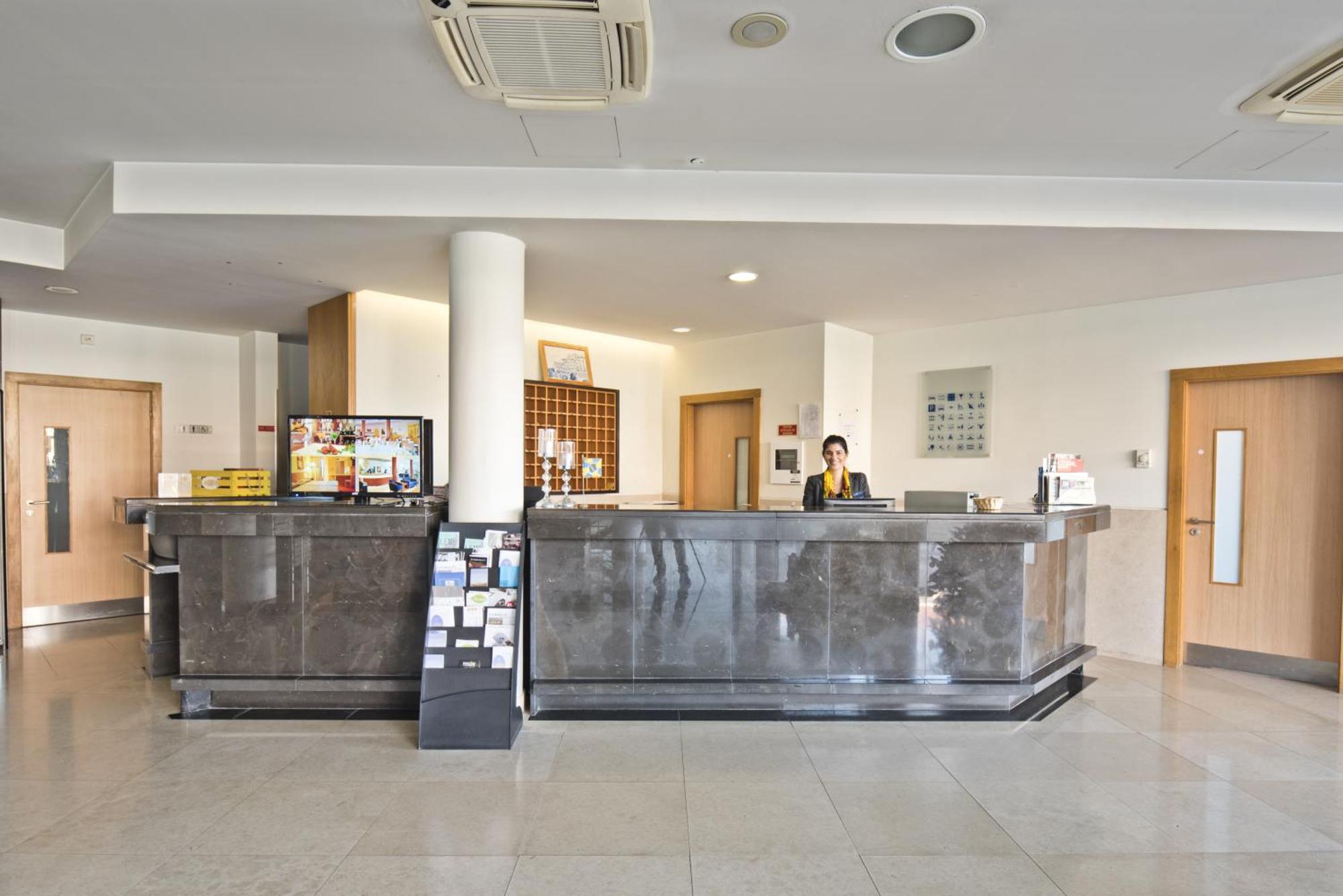 Lam Hotel Estarreja Eksteriør billede